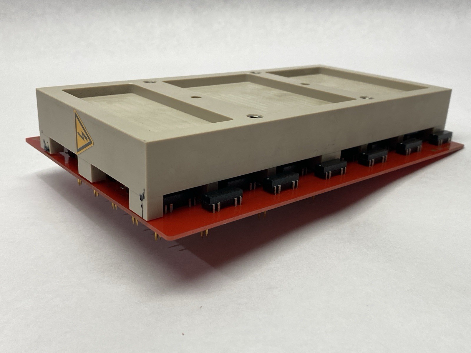 Steckerseite AKA-BD-MUX Probe Board