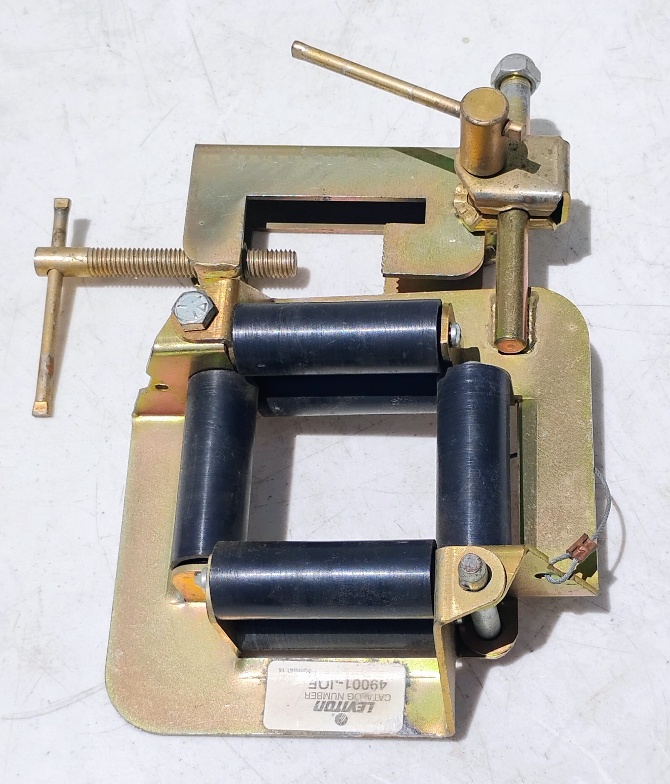 LEVITON 49001-JOE CLAMP-ON FIBER OPTIC CABLE WIRE ELECTRICAL PULLER ROUTER TOOL