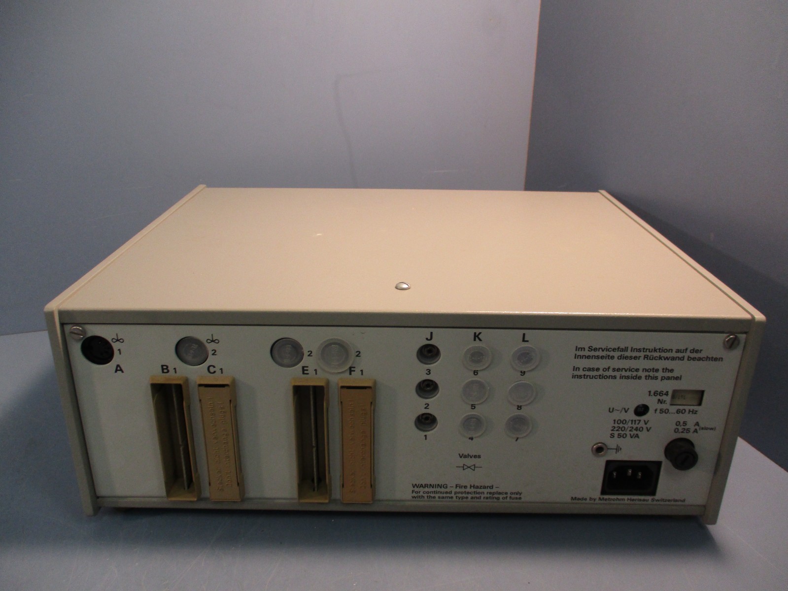 BRINKMANN 664 CONTROL UNIT METROHM 50-60Hz, 100/117V 220/24V S 50 VA, 0.5A 0.25A