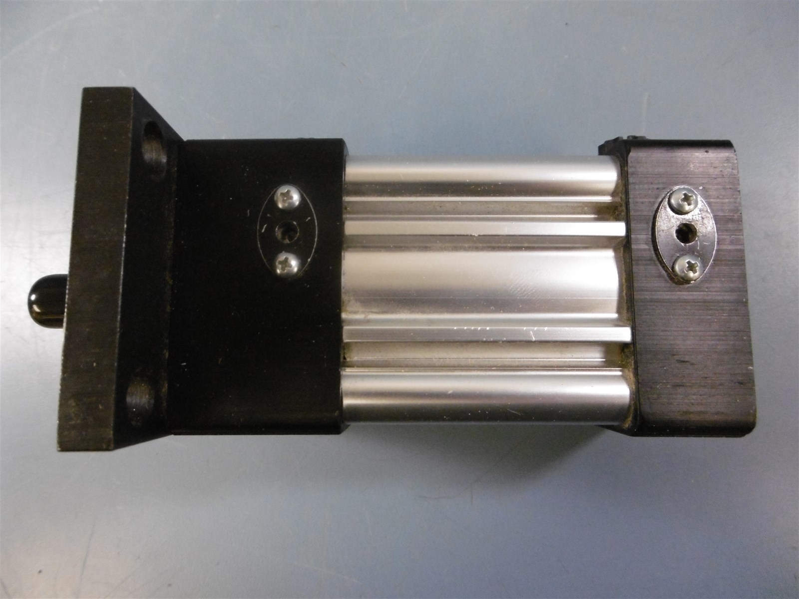 Parker 4MA 02.00 CJ4MA4US14AC 1.000 Pneumatic Cylinder – Used