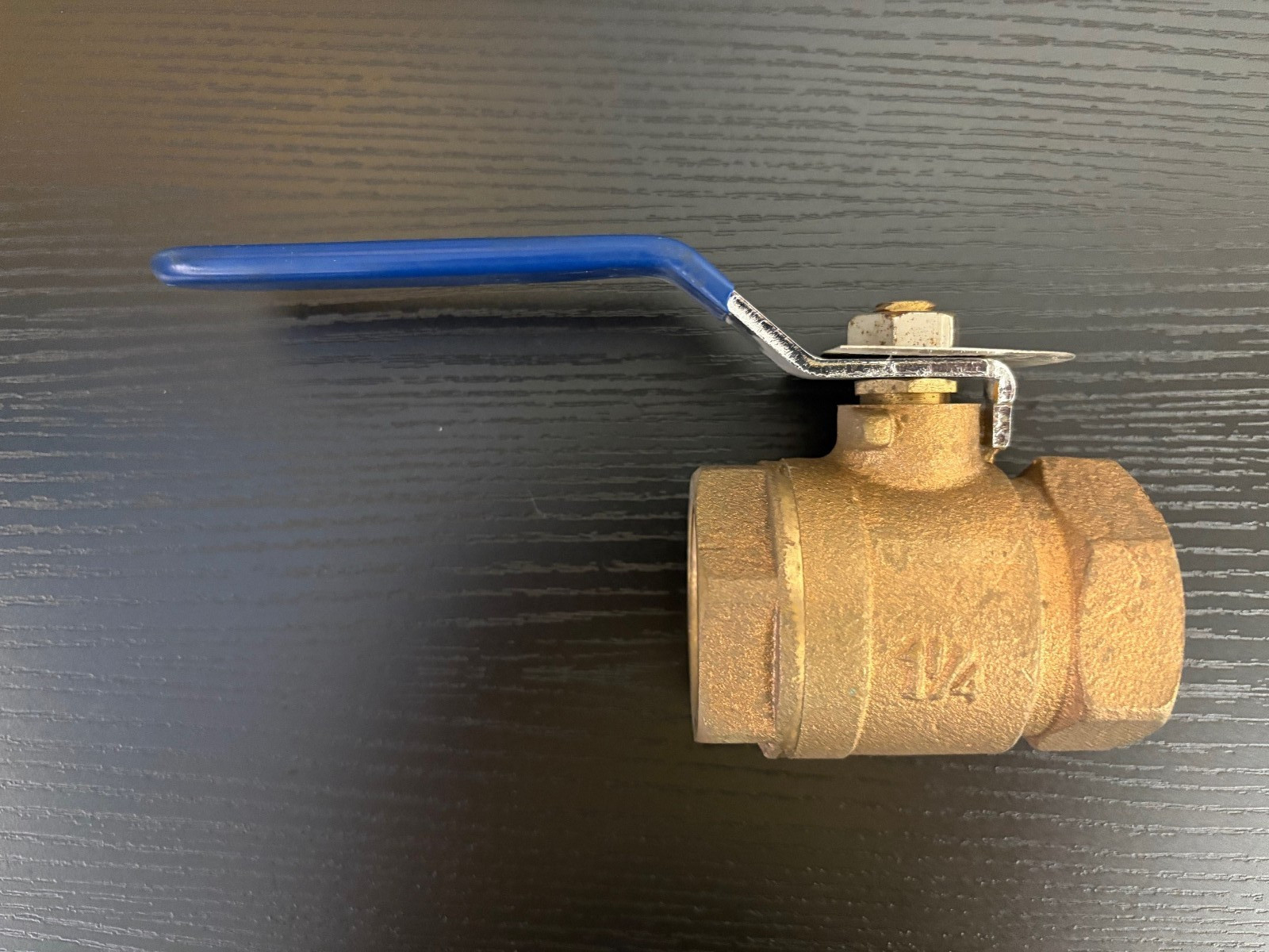 Wuzhou Valve Brass Ball Valve 250 PSI 1-1/4″ BM02-001D-00