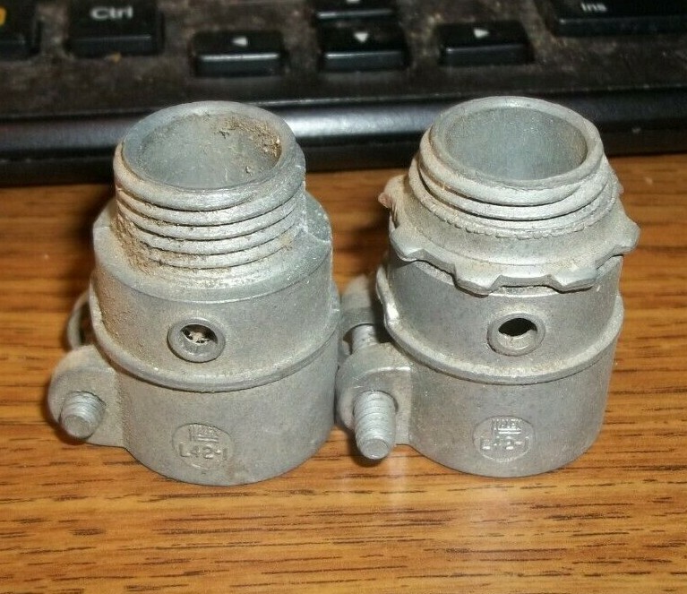 Halex L42-1 Flex Conduit Squeeze Connector Lot of 2