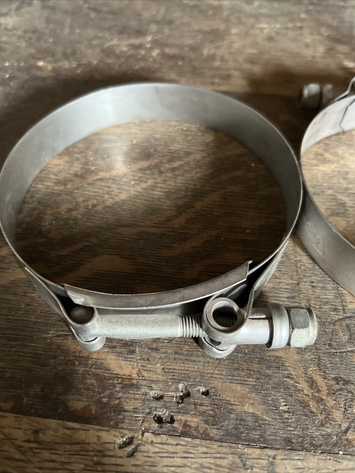 2 NOS Voss TCS-400 4″ x 3/4″ T-Band Stainless Steel Hose Clamp