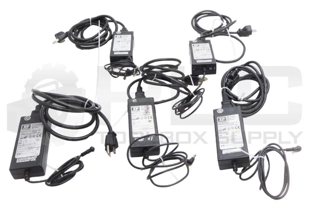 LOT OF 5 XP POWER AEB70US12 POWER SUPPLY 100-240V 1.5A 50/60HZ