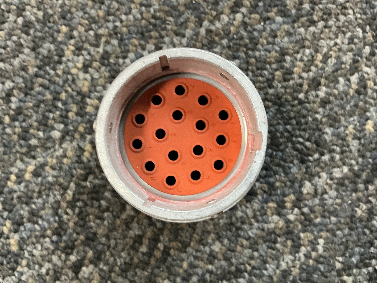 TE Connectivity / Deutsch Automotive HD34-24-16PN Conn Circular PIN 16 POS