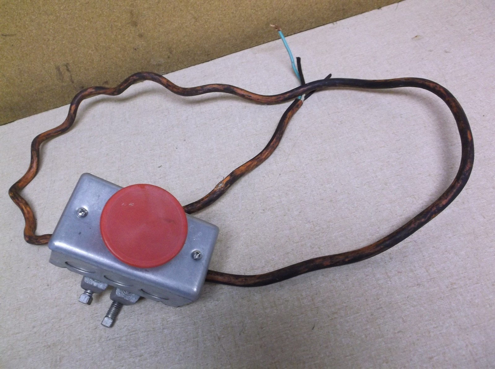 Emergency Stop Button and Enclsoure, Class 9001 KA-1 Type *FREE SHIPPING*