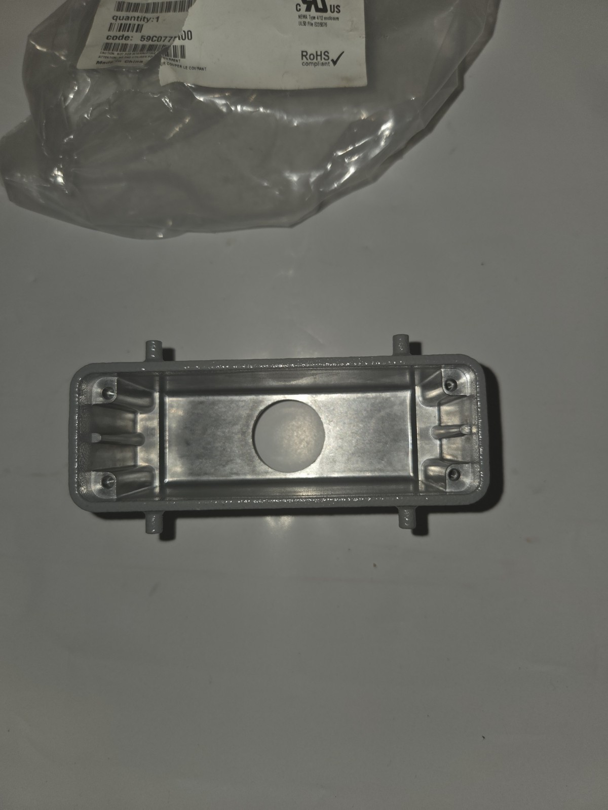 NEW GENUINE HARTING HAN 24B-HTE-M32 HOOD HOUSING 19300241422