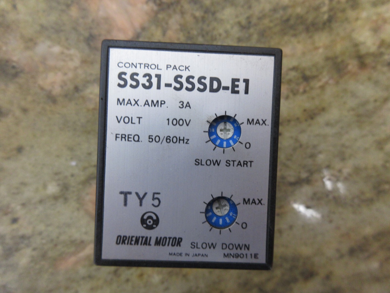 ORIENTAL MOTOR CONTROL PACK SS31-SSSD-E1 3A 100V 50/60HZ TY5 MN9011E