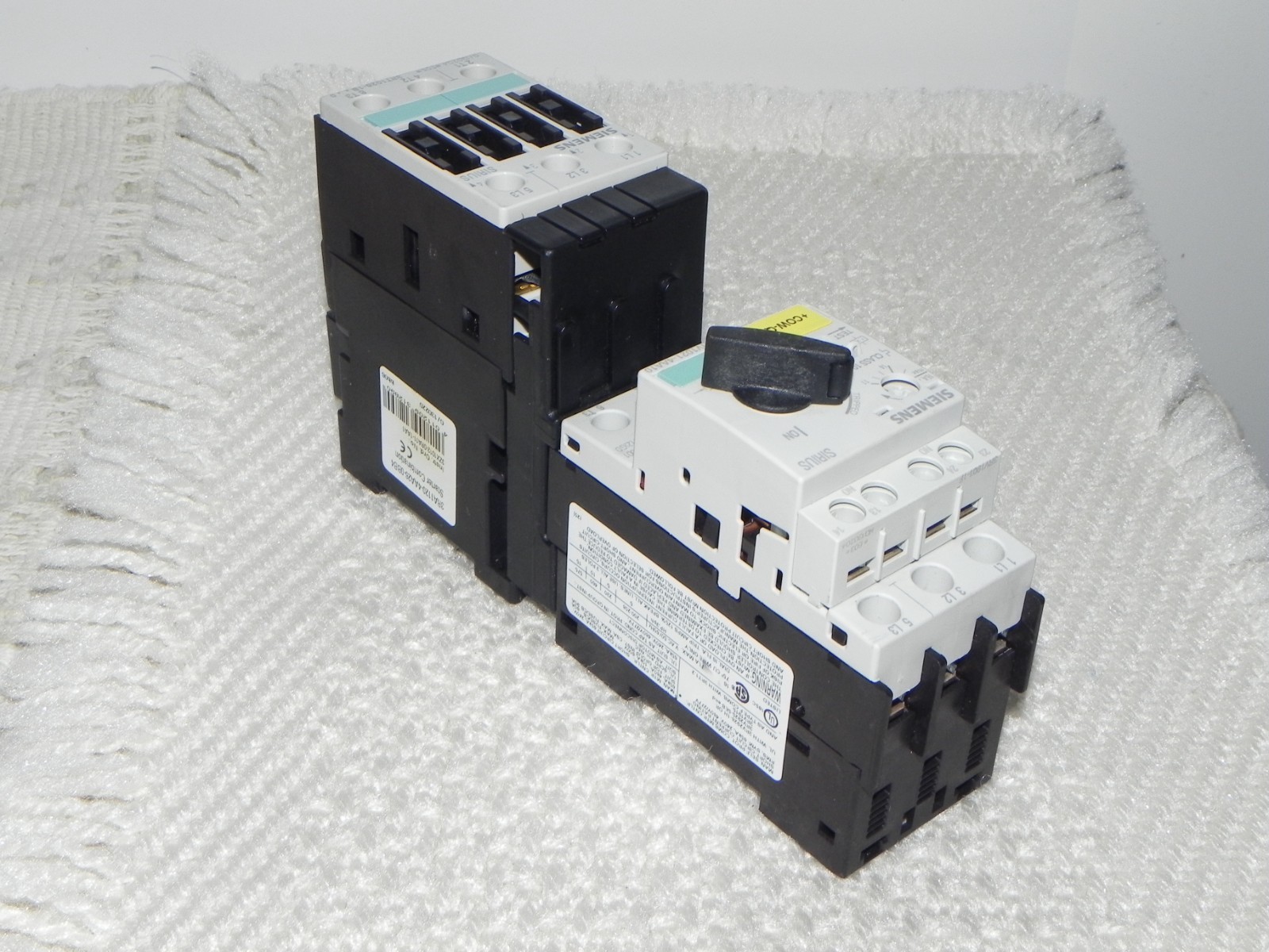 Siemens 3RA1120-4AA26-0BB4 Load Feeder w/ 3RT1926-1BB00 Surge Suppressor