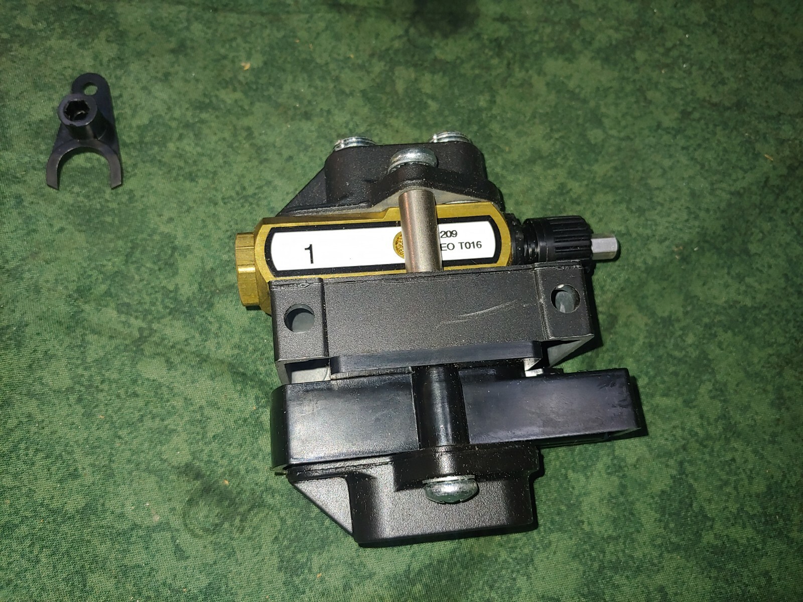 Master Pneumatics Lubricator with Counter 71001104B-C (PP206)