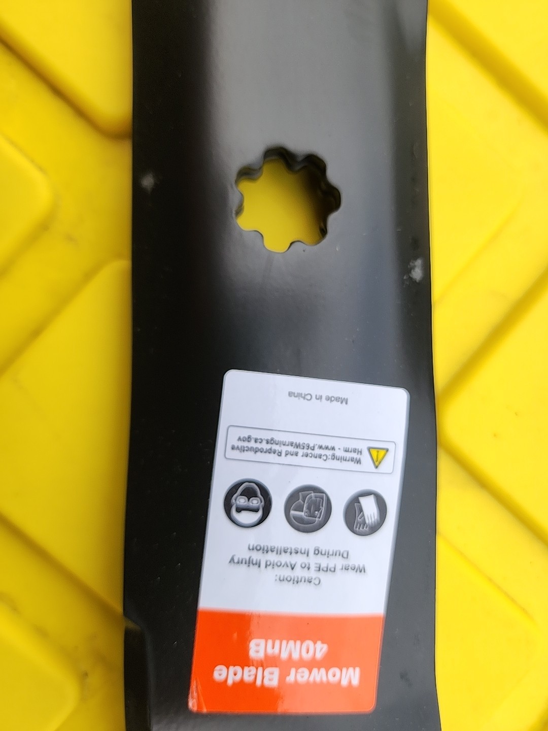40MNB 03-3233 GA2515A 17″ MOWER BLADES