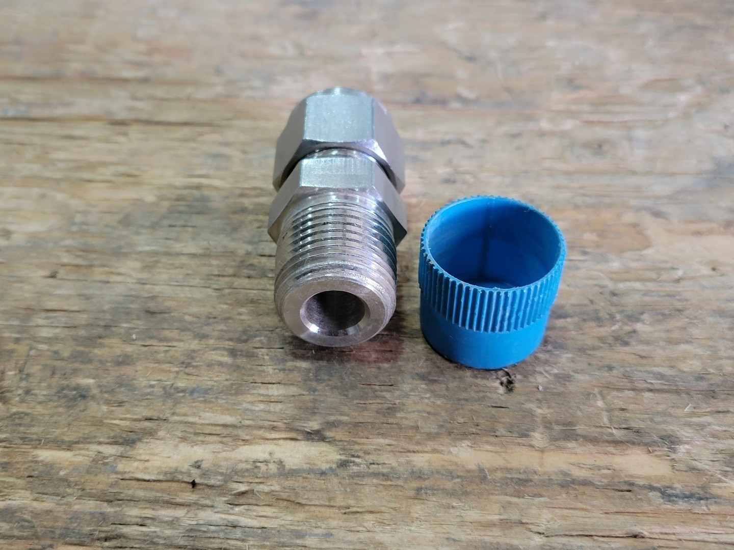Swagelok 1/2″, Straight-Connector, MPT, SS-8-VCR-6-810