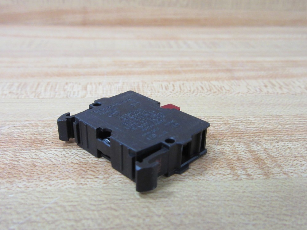 Eaton M22-KC01 Moeller Contact Block M22KC01 (Pack of 6)