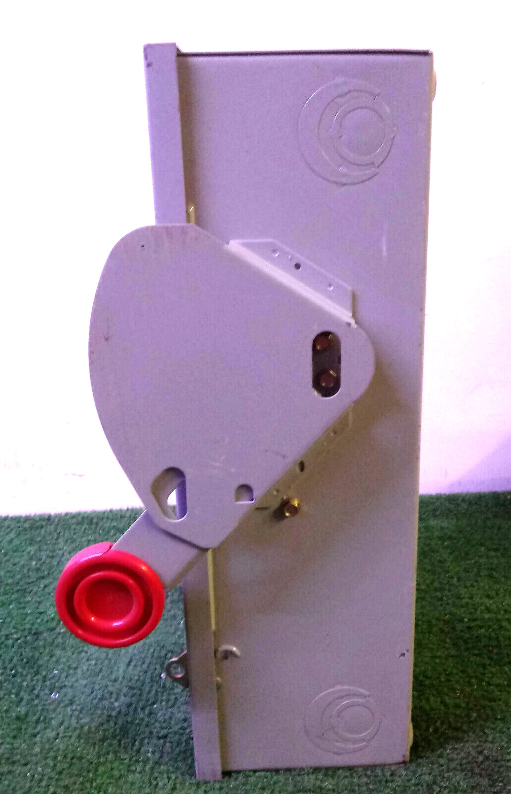 1 NEW CUTLER HAMMER DH222NGK 60A SAFETY SWITCH NNB ***MAKE OFFER***