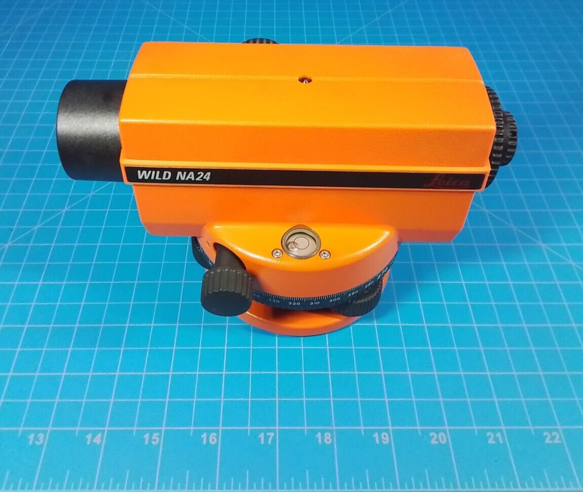 Leica Wild NA24 Automatic Level Tool w/case