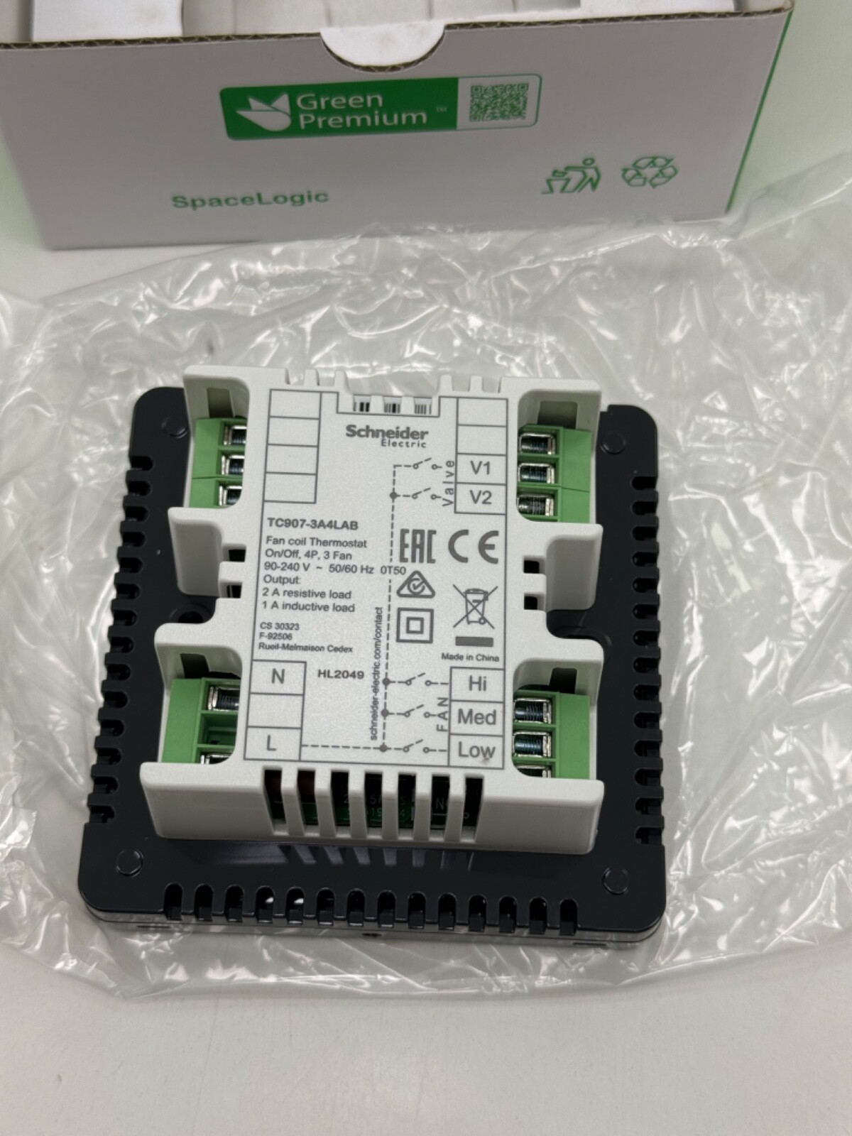 SCHNEIDER TC907-3A4LAB SPACELOGIC THERMOSTAT FCU TOUCH 4P 240V BLACK