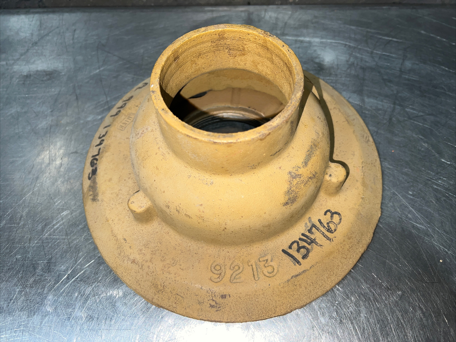 JAY R. SMITH MFG. CO Floor Drain Body 9213 Nos Surplus. ID 3