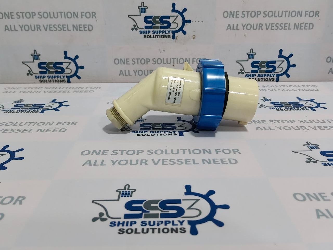 Marine W.T. Plug P12-3B 200-250VAC IP56 16/20A-9h