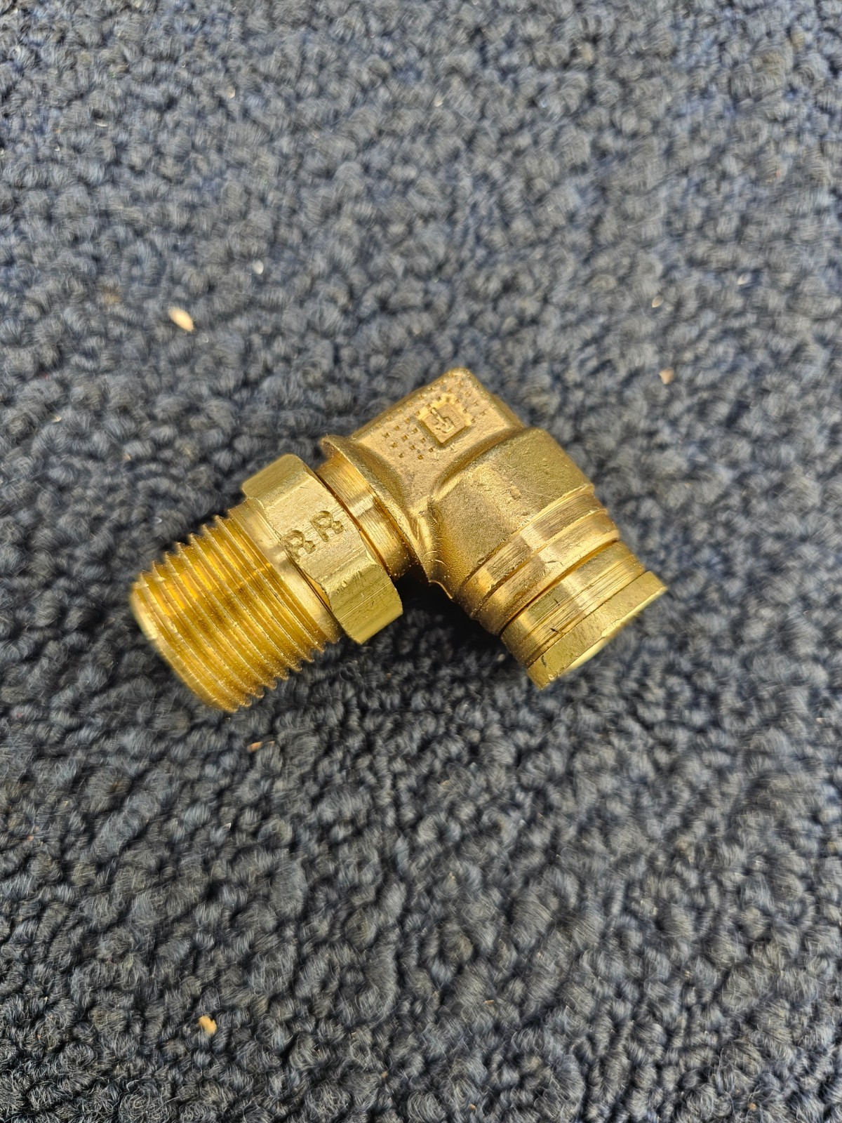 (QTY 2) Parker Tube Fitting Push-to-Connect 90 Degree Elbow