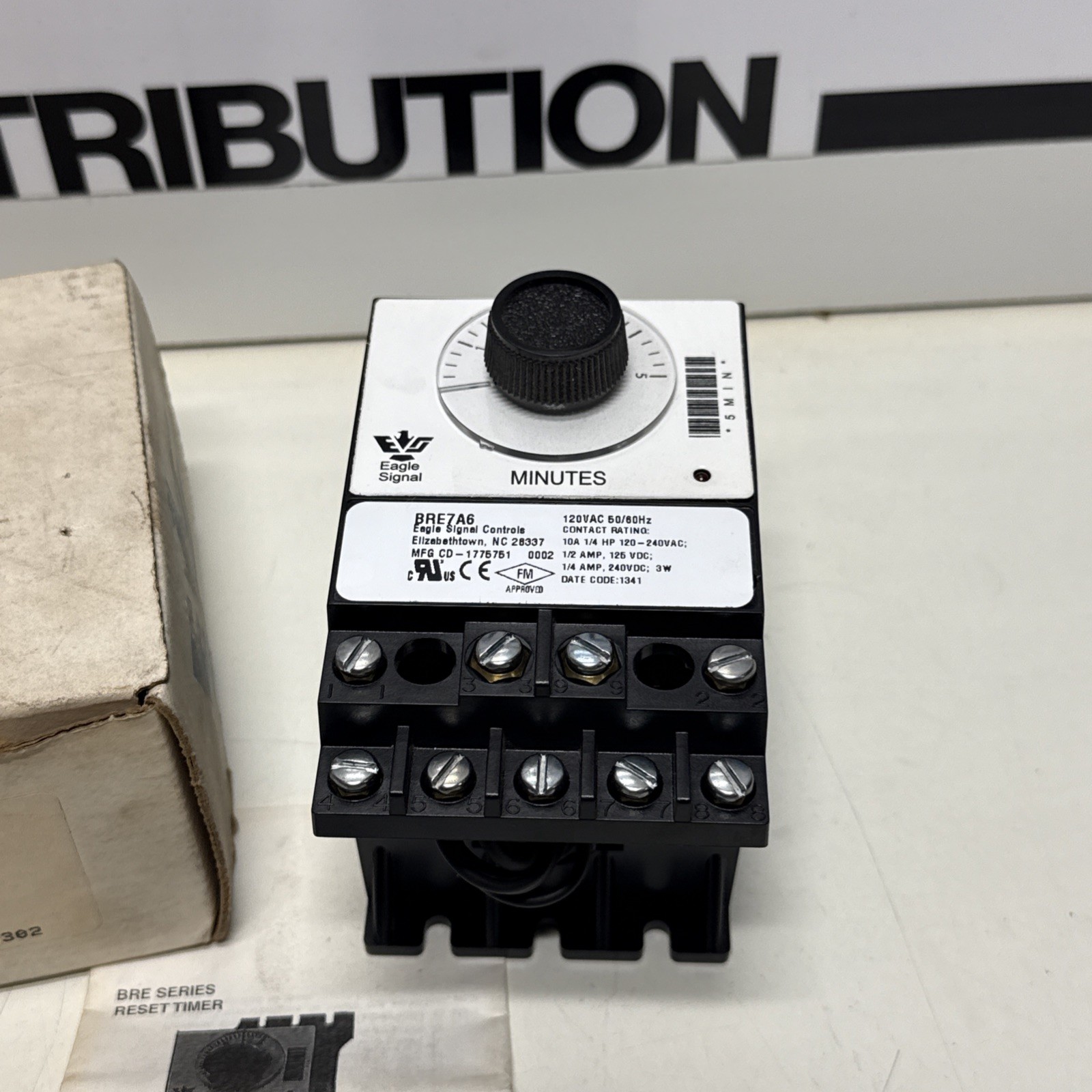 NEW EAGLE SIGNAL BRE7A6 RESET TIMER 0-5MIN 120VAC 50/60HZ 10A 1/4HP