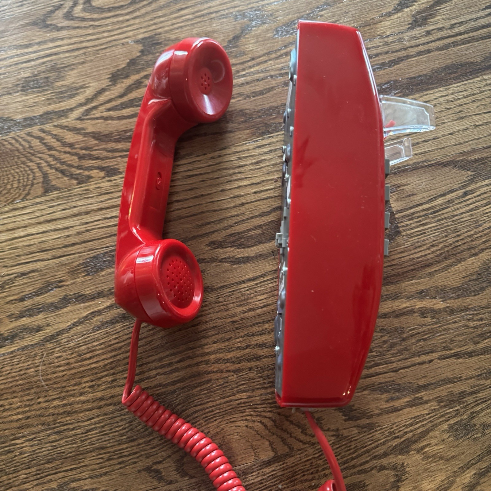 Standard Wall Phone, Red, T-25 Red W/O Mw