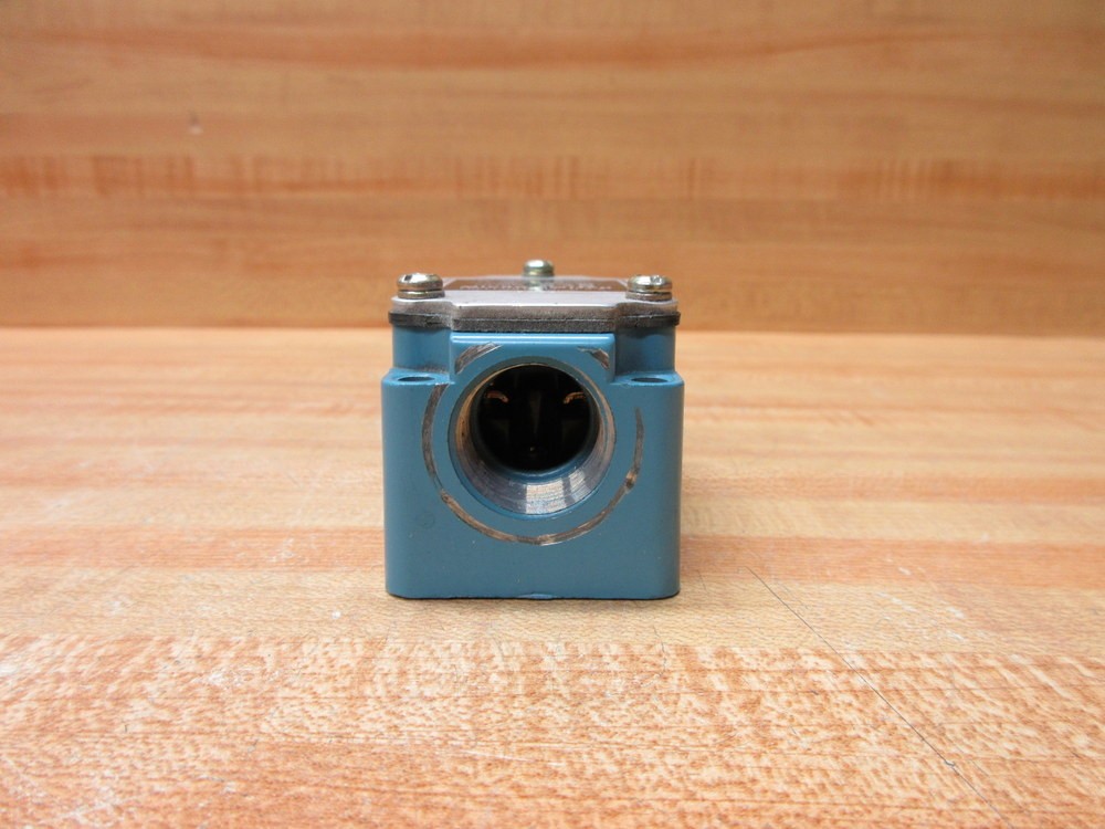 Micro Switch 8LS3 Honeywell Limit Switch (Pack of 3)