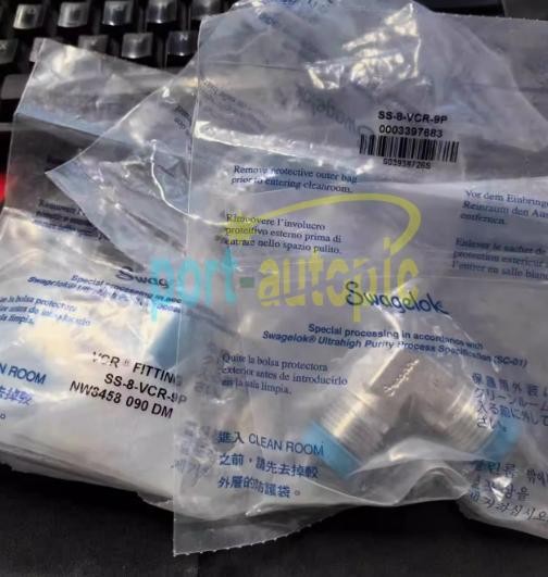 1PCS New Swagelok SS-8-VCR-9P elbow