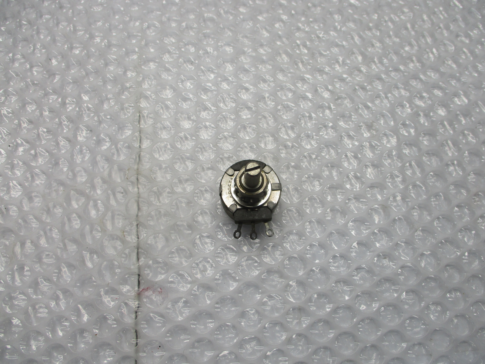 INDUSTRIAL SPARE RV4NAYSD104A POTENTIOMETER LOT OF 2 NSNP