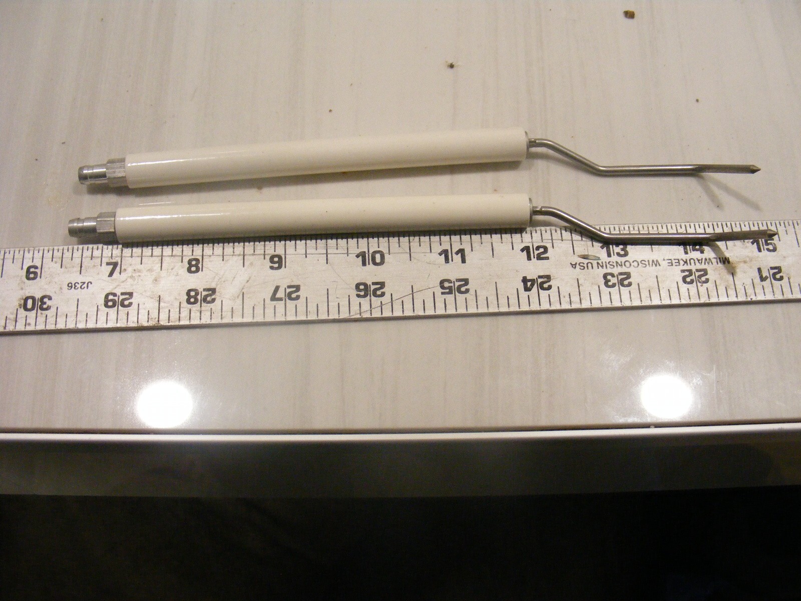 Westwood OIL BURNER IGNITER ELECTRODES 5″ x 7/16″ dia 3″ ignitor rod Lot of 2