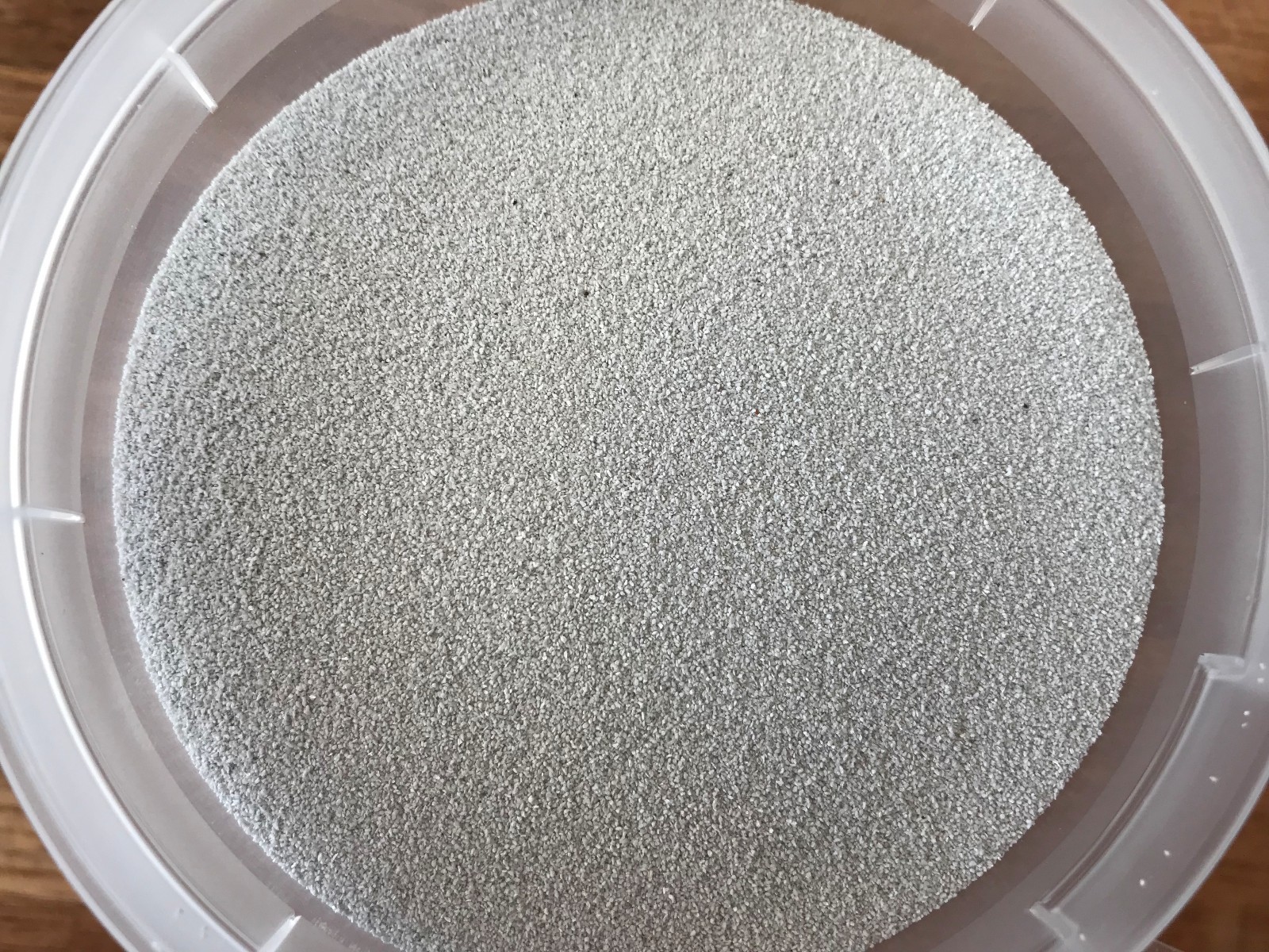 NON SKID FINE PUMICE additive for RESINS, PAINT, GELCOAT 4 quarts (1 Gallon)