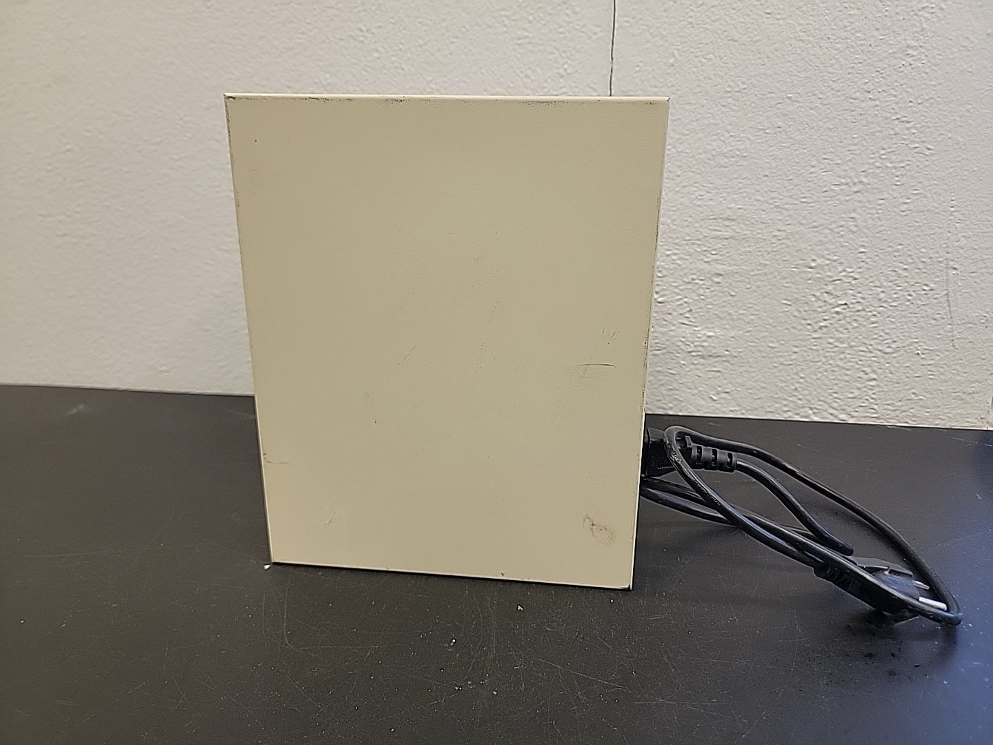 CCTV Power Supply (13.5V DC, 10 Amp, 18 Path) TR-C12VDC18P10A