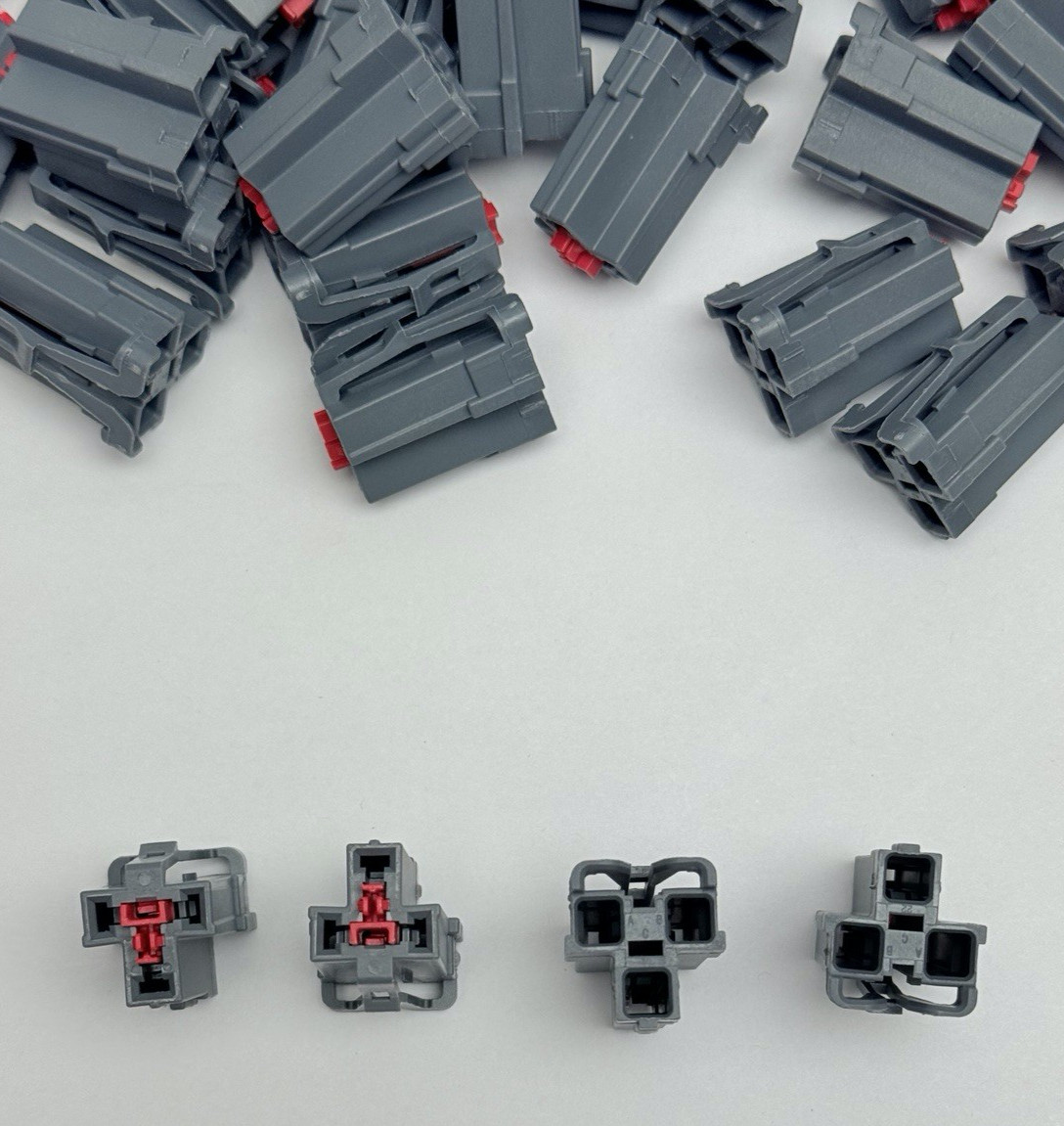 Lot of 50, Automotive Connectors 3 Way Female APEX 2.8 Unsealed Dark Grey