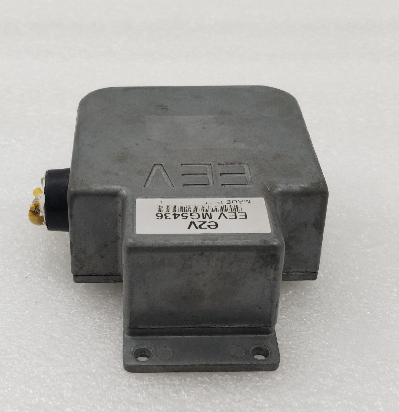 E2V Technologies EEV MG5436 Magnetron / E2V EEV MG5436 Magnet / Made in England