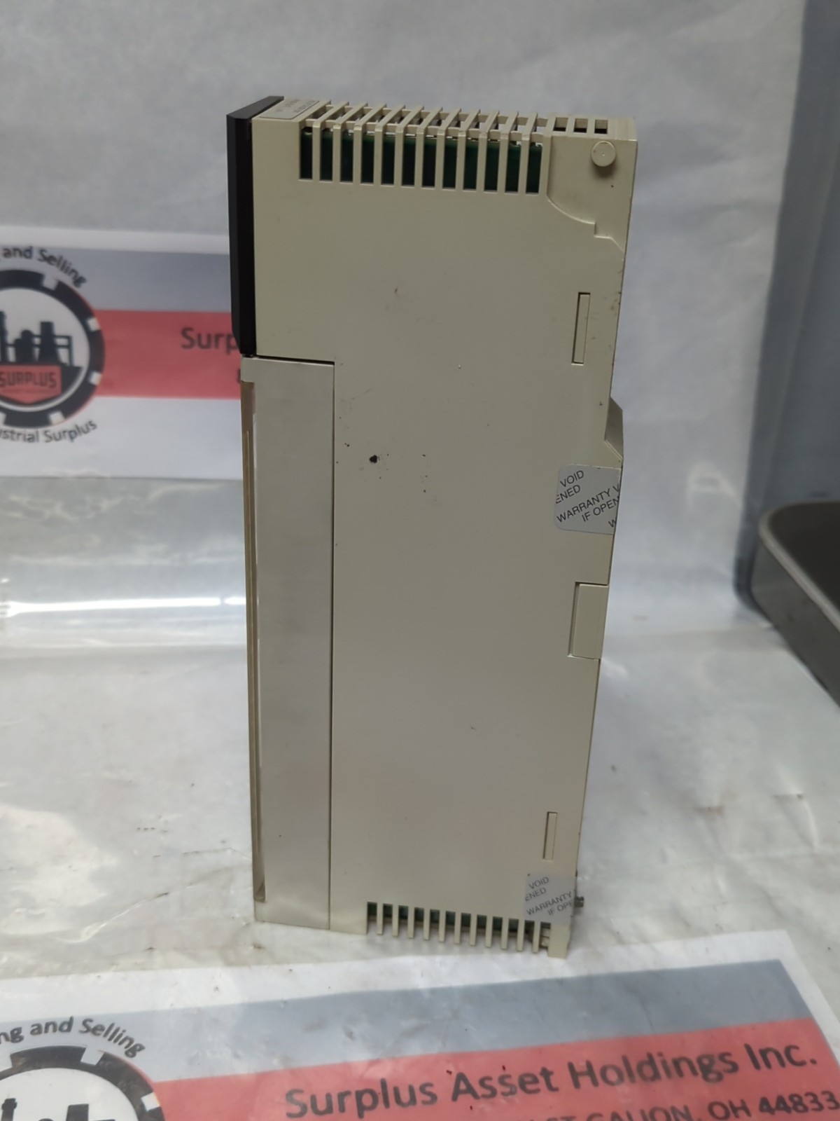 SCHNEIDER AUTOMATION,140 DAO 840 00,TSX QUANTUM OUTPUT MODULE 24-230 VAC USED