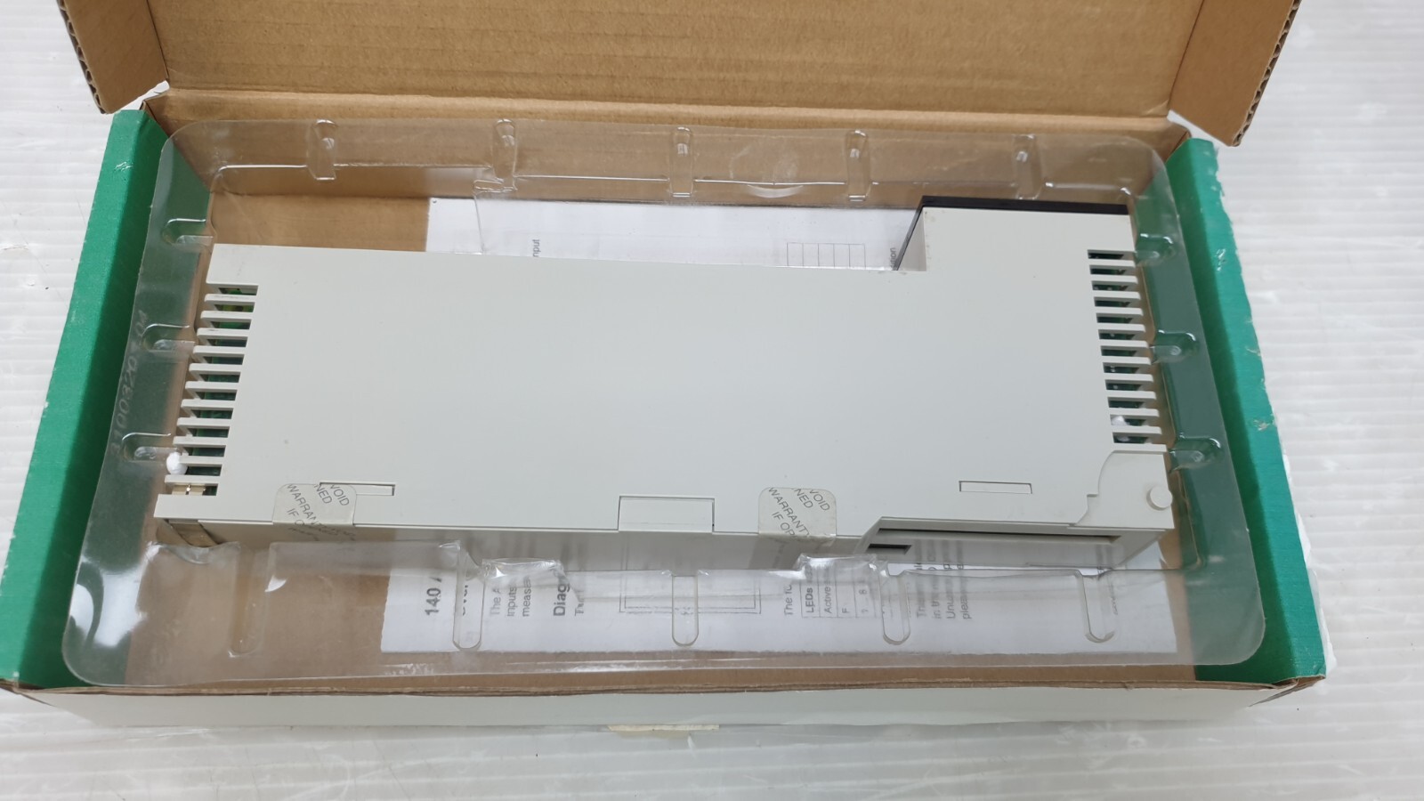 New Schneider Electric 140ACI03000 Modicon Quantum Analog Input 8-Ch