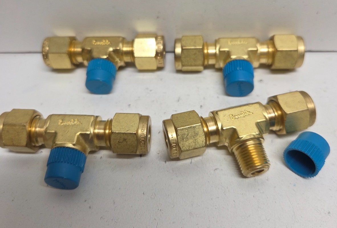 LOT OF 4 NEW NO BOX! SWAGELOK 1/4″TUBE X 1/8″MNPT BRASS BRANCH TEES B-400-3TTM