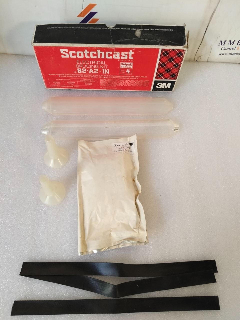 3M SCOTCHCAST 82-A2-IN ELECTRICAL SPLICING KIT *NEW*