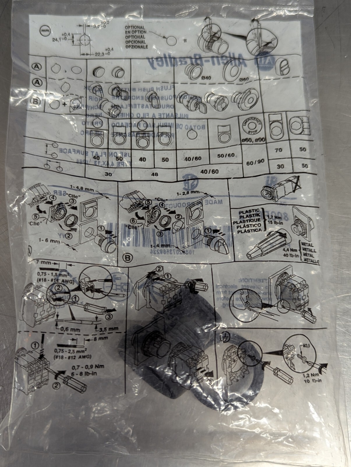 Allen Bradley 800FP-F2PX10 BLACK Push Button