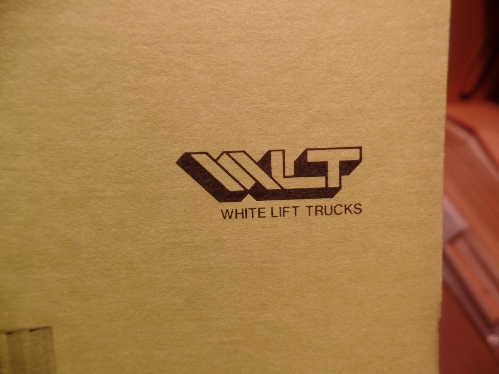 WHITE LIFT TRUCK OVERHAUL MANUAL ME30, 40, 50, & 55B “ELECTRIC” FORK LIFT TRUCKS