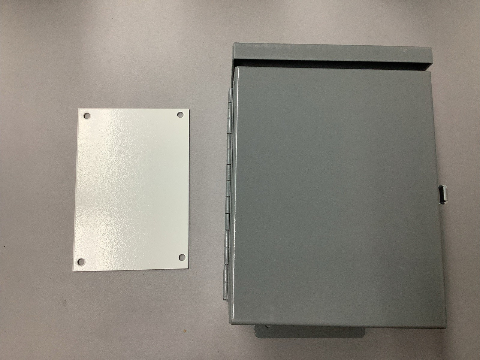 Superior Technologies 3A913 Type 3R Enclosure w/ 2W821 Back Plate (r91)
