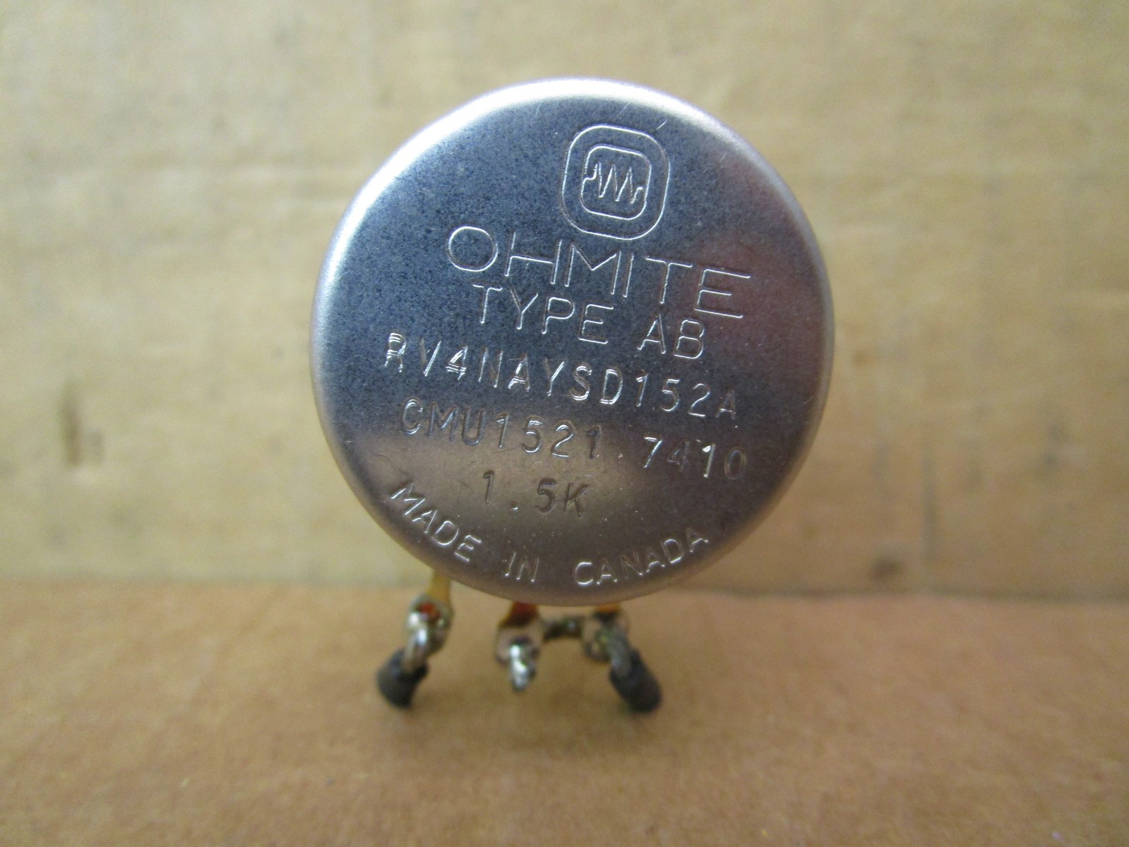 New Open Box Lot of 4 Pieces Ohmite RV4NAYSD152A CMU 1521 Ohms 1.5K 51554LR