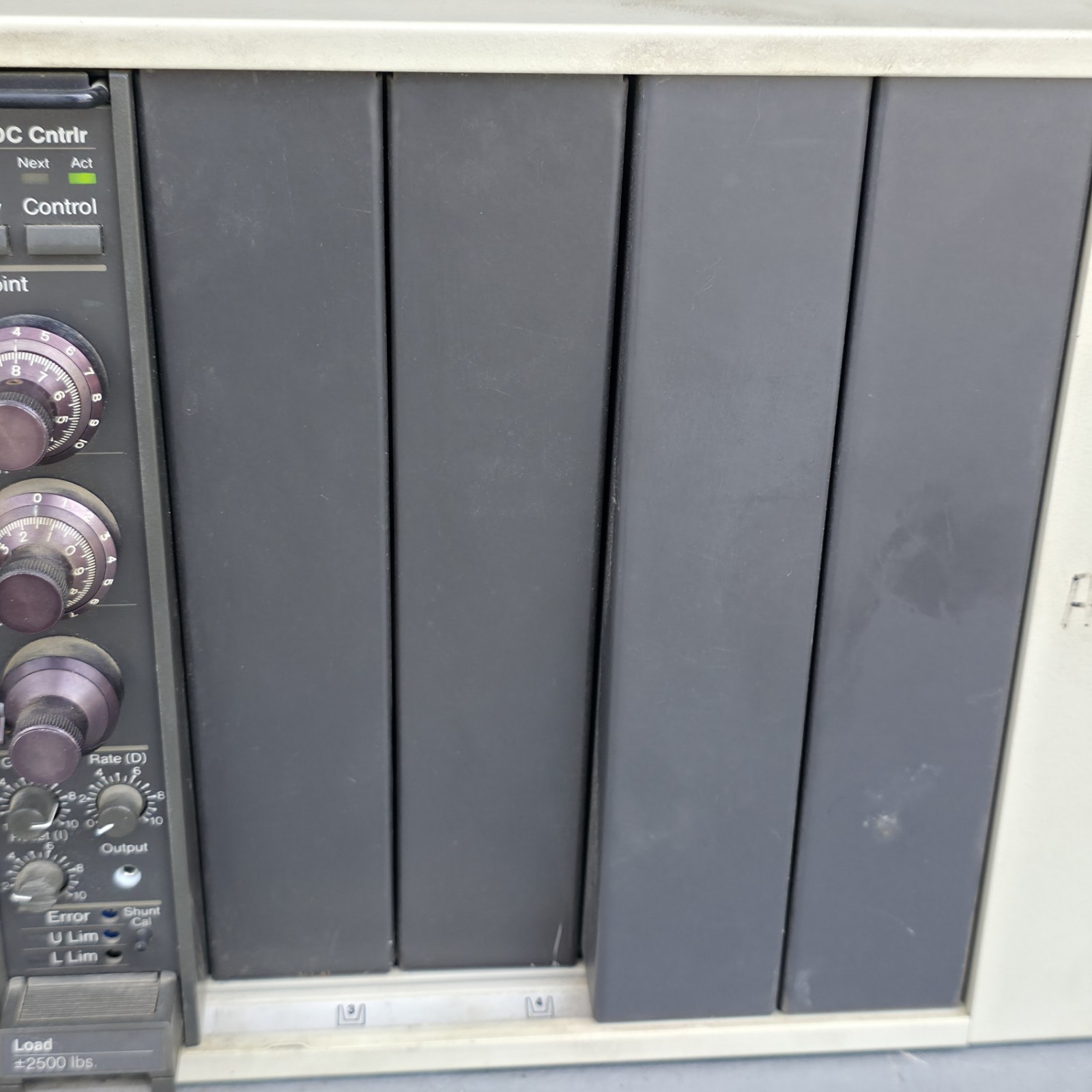 MTS 458.20 MicroConsole Servohydraulic Controller Interface 115 VAC Power Tested