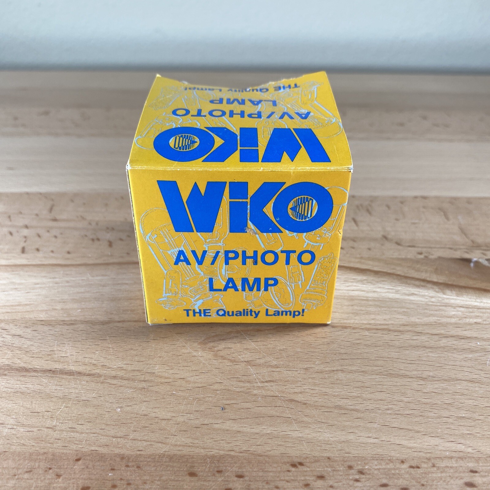 Wiko DDM AV/Photo Lamp 19V 80W New!