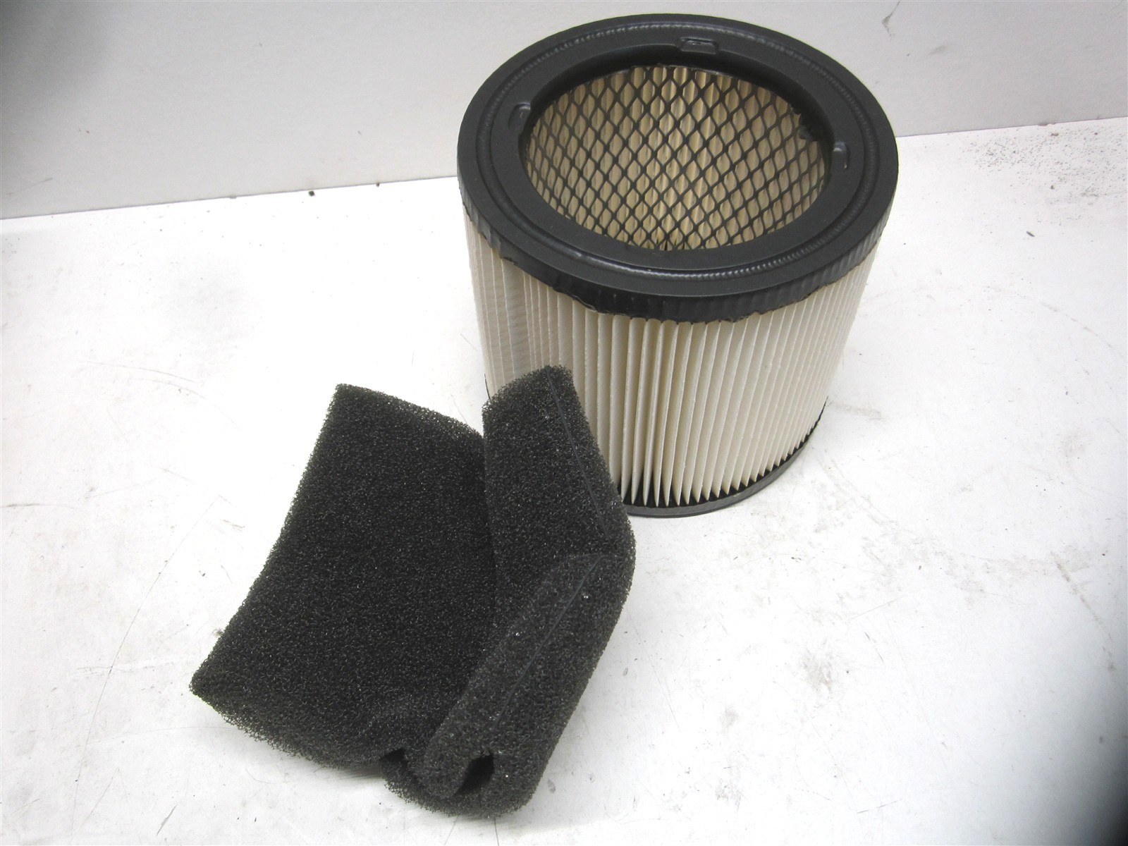 (4TB95) 5-3/4″ x 5″ OAL Wet/Dry Vacuum Paper Accessory Filter Cartridge