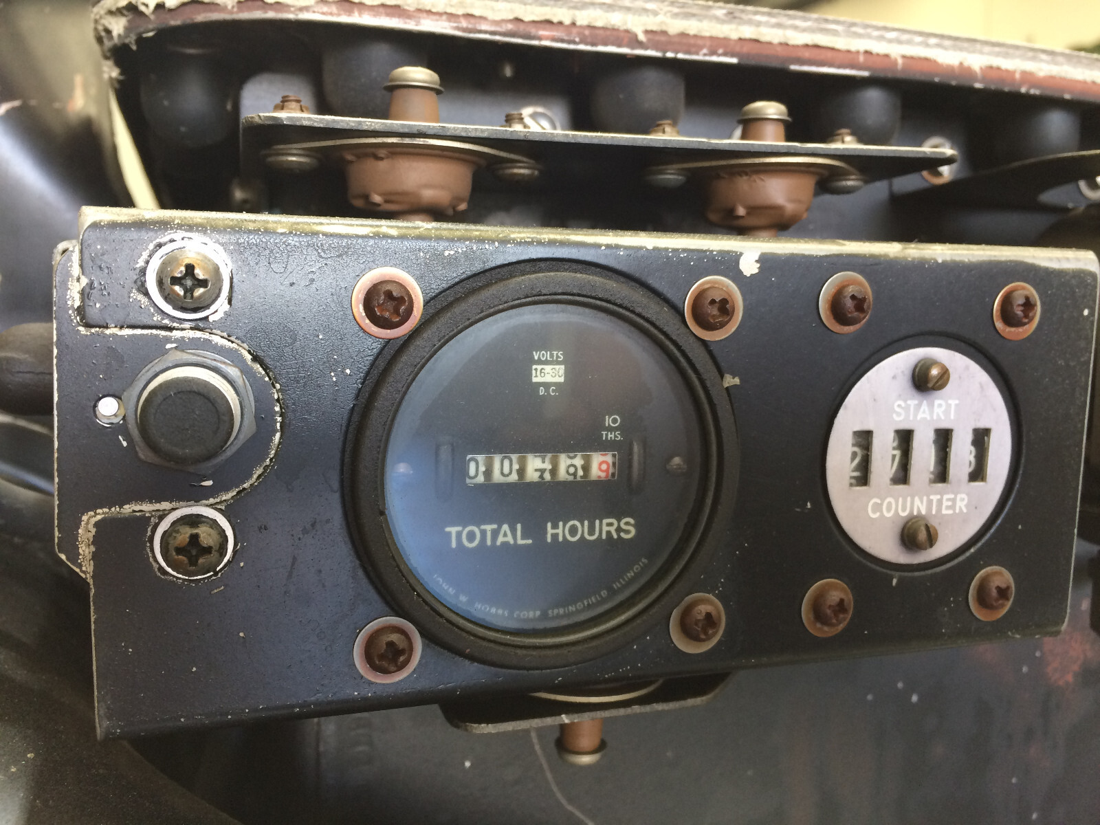 Garrett Airesearch GTCP85-102 gas turbine engine AC+DC GENERATORS 39 HOURS TSO