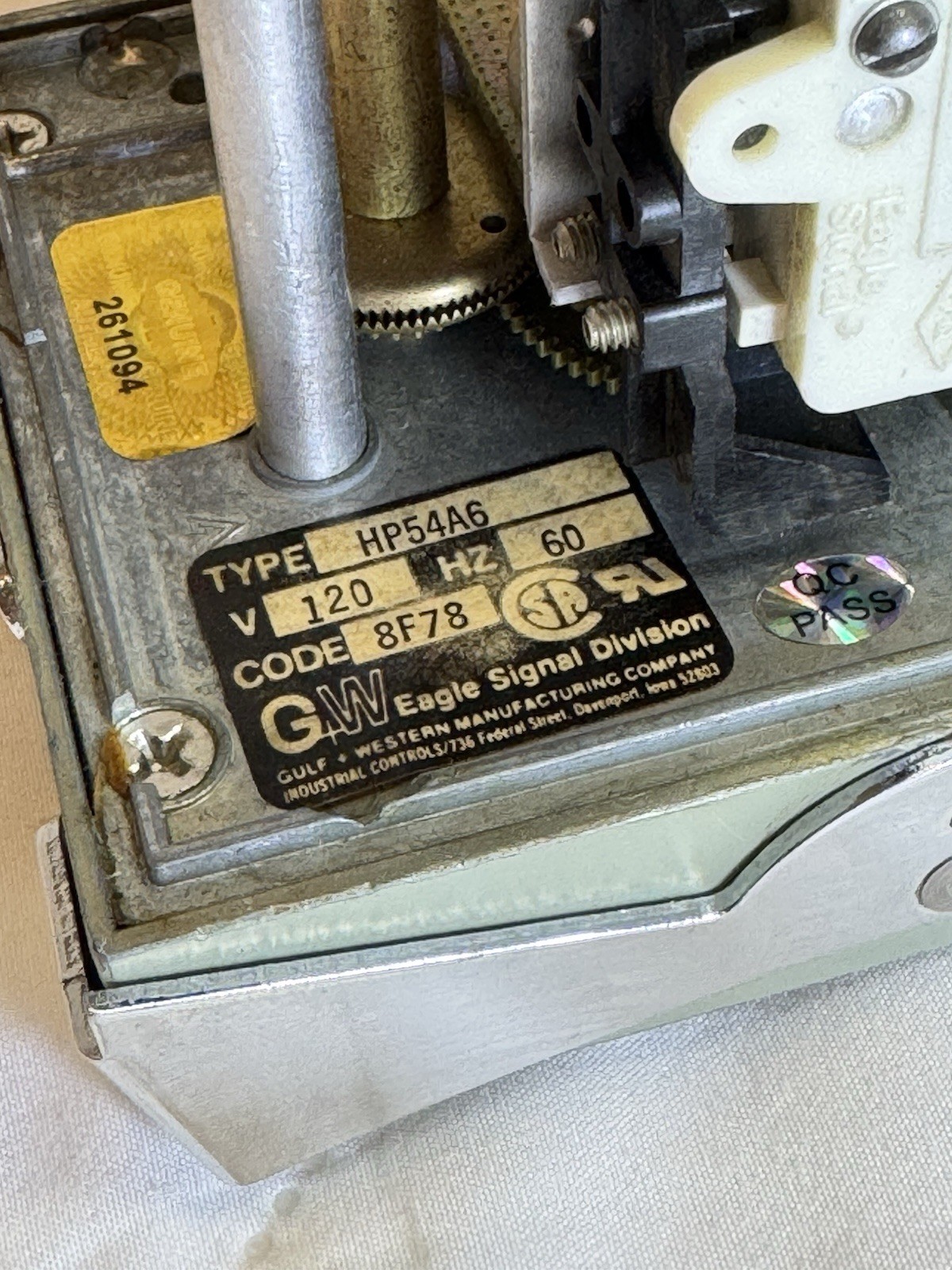 DANAHER CONTROLS HP54A6 HP54A6 Eagle Signal Reset Timer 10 Min 120VAC 60Hz