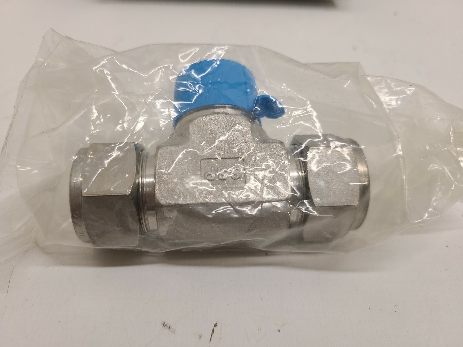 NEW IN BOX! SSP INSTRUMENTATION 3/4″ TUBE X 3/4 MNPT MALE RUN TEES ISSD12MBT12