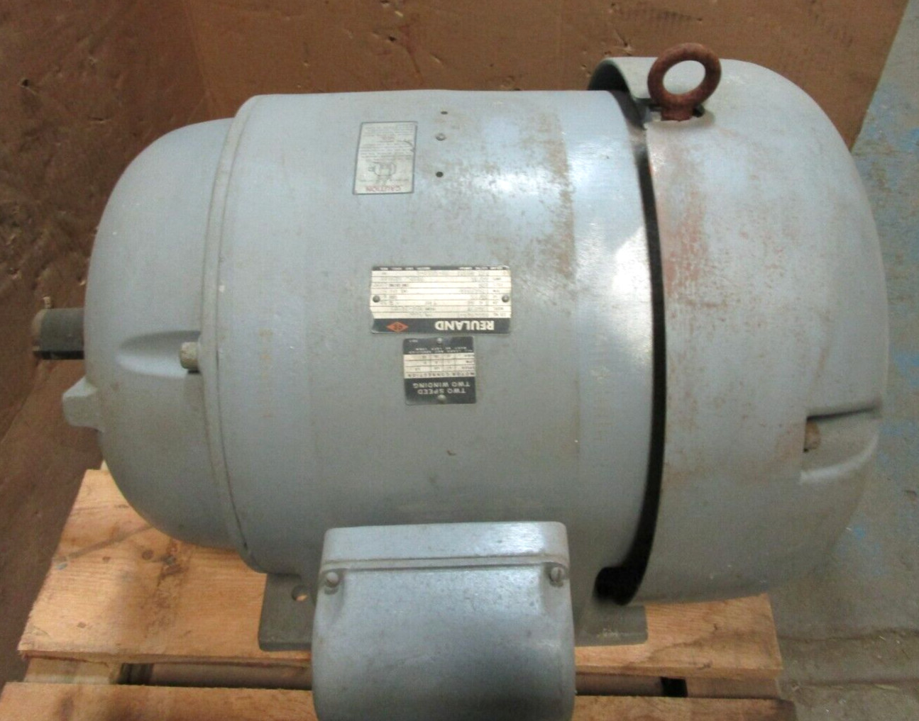 Reuland Electric Motor AFO-365US Frame 30/15 HP 1800/900 RPM 230 Volts 51144LR