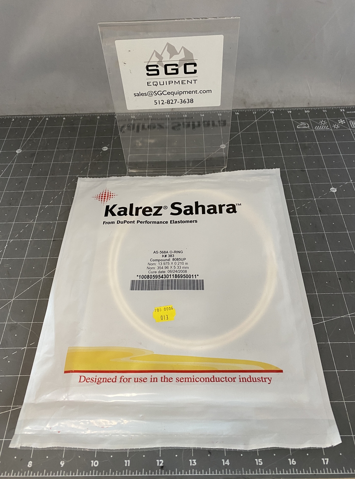 Kalrez K#383 O-Ring 8085UP 13.975 x 0.210 in 354.96 x 5.33 mm PN: AS-568A