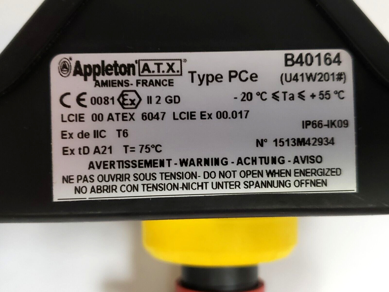 APPLETON B40164 EMERGENCY STOP BUTTON PUSHBUTTON SWITCH NIB